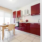 Garni House Majorana ريندي