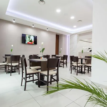 Garni House Majorana 4*