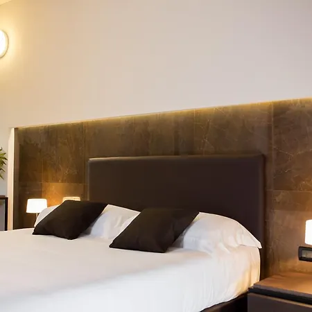 Garni House Majorana Gasthof Rende