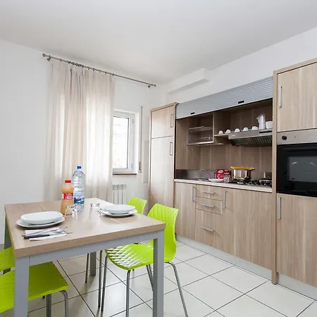 Garni House Majorana 4*