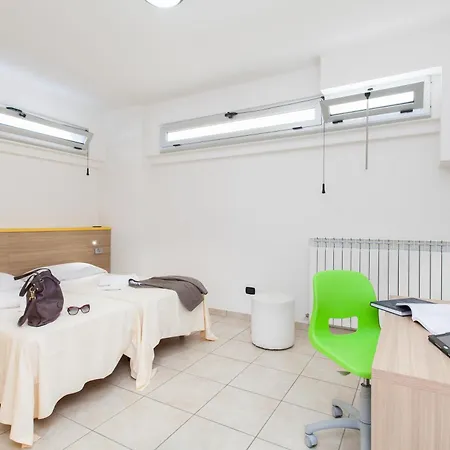 Garni House Majorana 4*