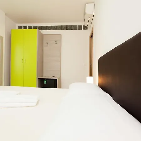 Garni House Majorana Guest house