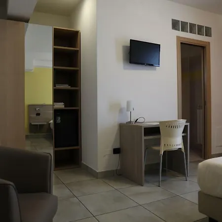 Garni House Majorana 4*