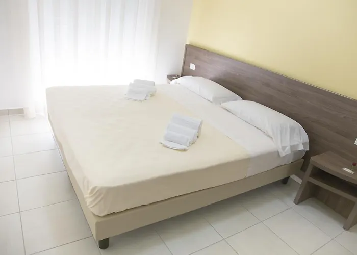 בית הארחה Garni House Majorana רנדה