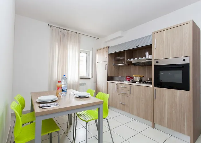 Garni House Majorana 4*