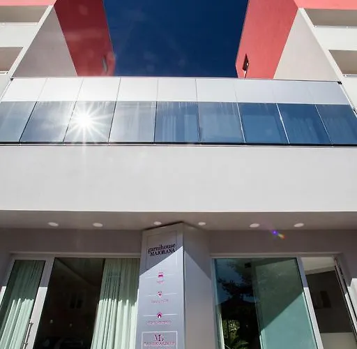 בית הארחה Garni House Majorana