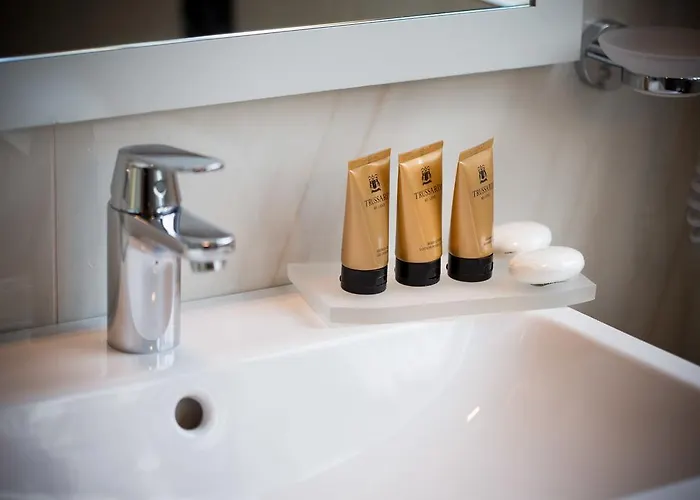 בית הארחה Garni House Majorana רנדה