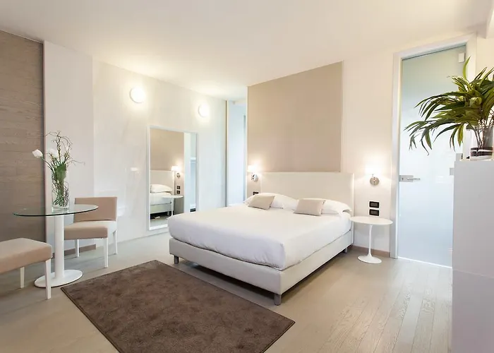 בית הארחה Garni House Majorana 4*